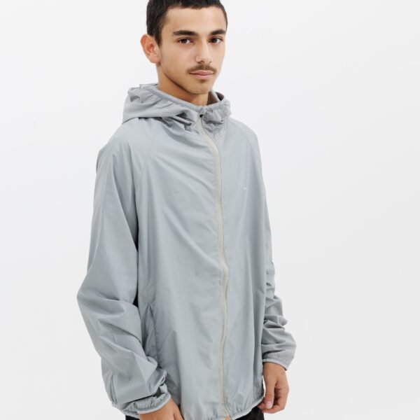 V Windbreaker 
Gray